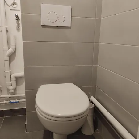 Апартаменты Le Girond'inn Либурн